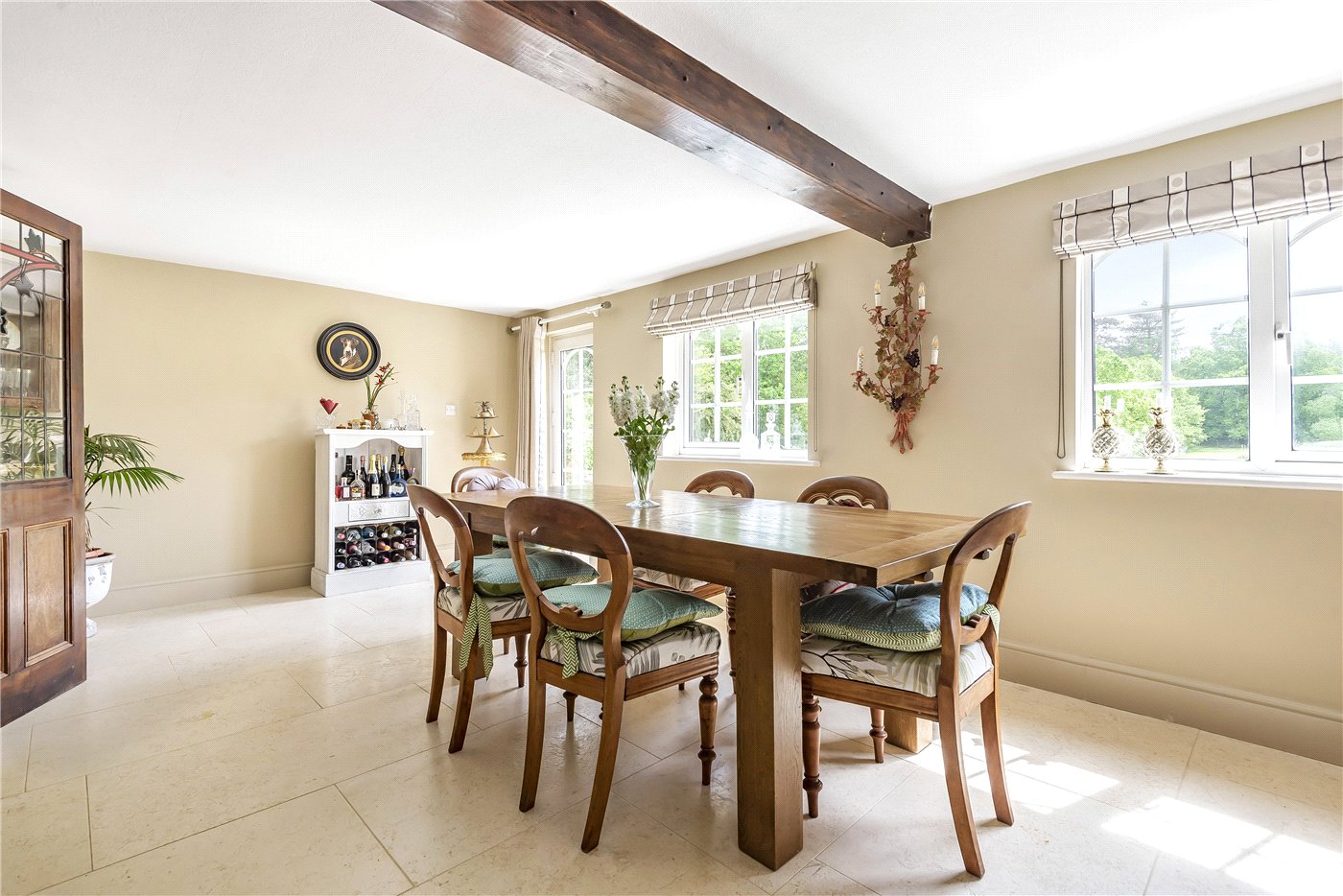 Farnham Road, Holt Pound, Farnham, GU10